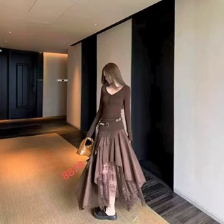 2025秋冬时尚辣妹套装修身正肩长袖T恤女拼接不规则半身裙两件套