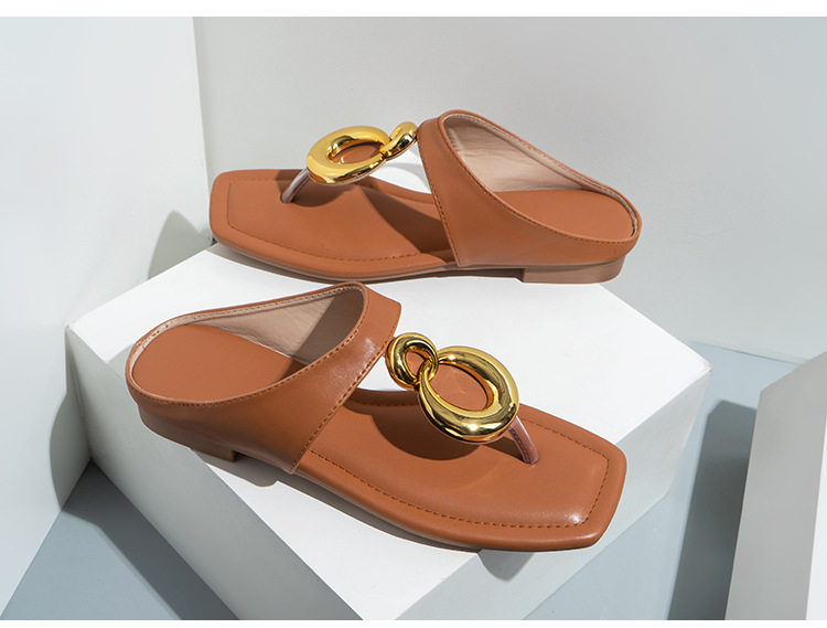 Women Flip Flops New Casual Flat Slippers Female Slides Versatile Square Head Hollow Ladies Sandals_voghion.com