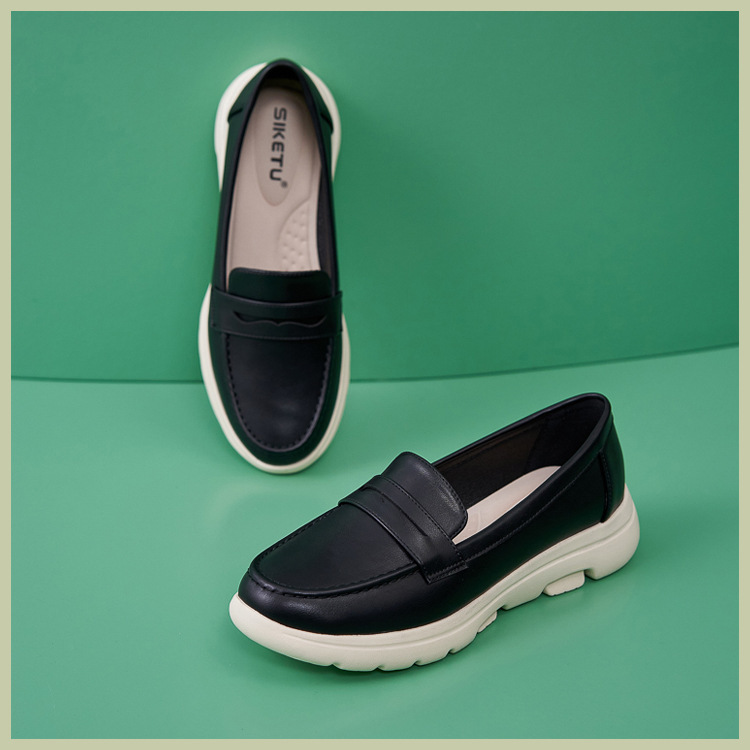 B888-12025 Spring Winter New Large Size Casual Fashion Non-Slip Soft Sole Mom Shoes For Women_voghion.com