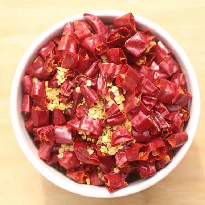 Source: Henan Pepper, Wholesale Supply. Including: Chao Tian Pepper, Qin Pepper, Line Pepper, Spicy Segments, Chili Strips, Chili Powder, Devil Pepper.