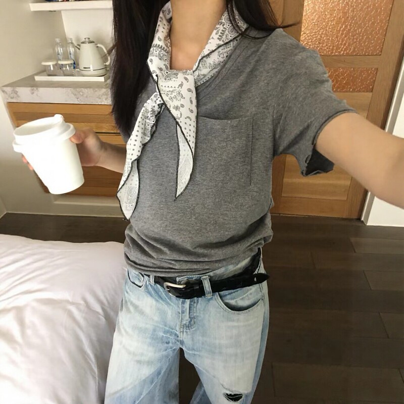 Tencel Linen V-Neck Loose Short-Sleeve T-Shirt for Women, Summer Korean Style Versatile Acetate Top with a Stylish Design, Casual Base Shirt Tencel Linen V-Neck Loose Short-Sleeve T-Shirt for Women, Summer Korean Style Versatile Acetate Top with a Stylish Design, Casual Base Shirt