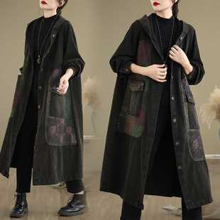 Real shot in stock autumn coat vintage stitching hat Denim coat loose large version long windbreaker coat