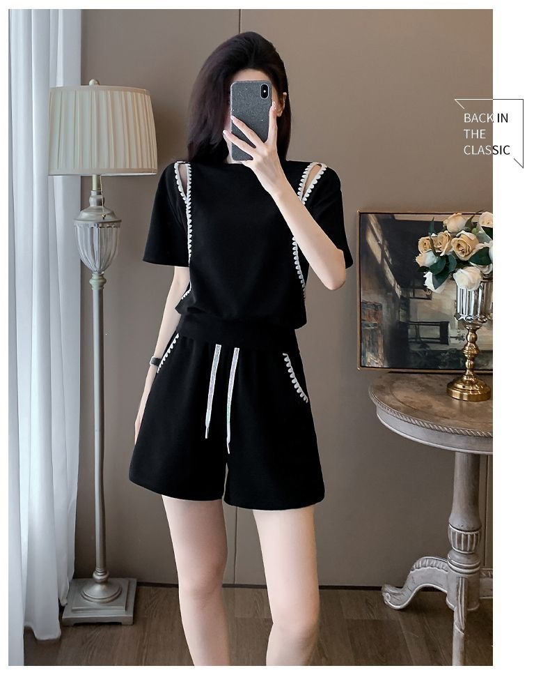 Warm Maple Black Sports Casual Suit Women, Summer 2026 New Style, Youthful Stylish, Petite And Plus Size Shorts For_ecoleips.com