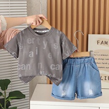 �Ќ����ļ��������b2025�¿�ͯ�b��ͯ�r��Ӣ�Ķ����ѝ�ɼ������