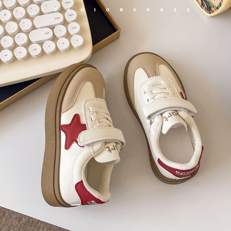 White children's casual footwear for boys