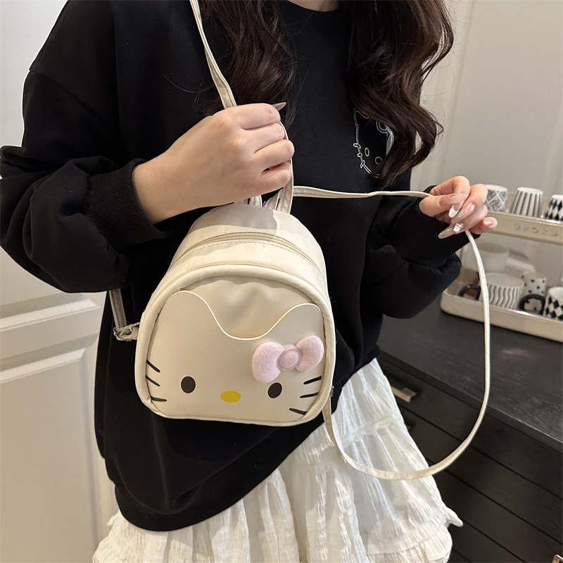 甘くてキュートで多用途なパーソナライズされたカジュアルバックパック女性用ハローキティファッション通勤ニッチシンプルバックパック|undefined
