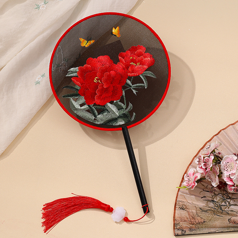 Fan redondo bordado de doble cara de estilo antiguo Fan de grupo bordado de estilo chino bordado Lotus Fan de baile de estilo chino especial Su bordado