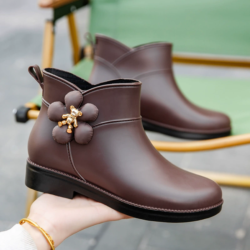 Модная водяная обувь женская водонепроницаемая нескользящая короткая резиновая обувь дождевой день