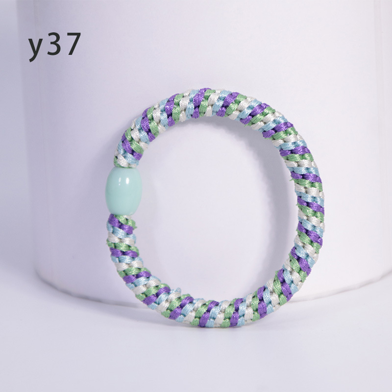 Y37