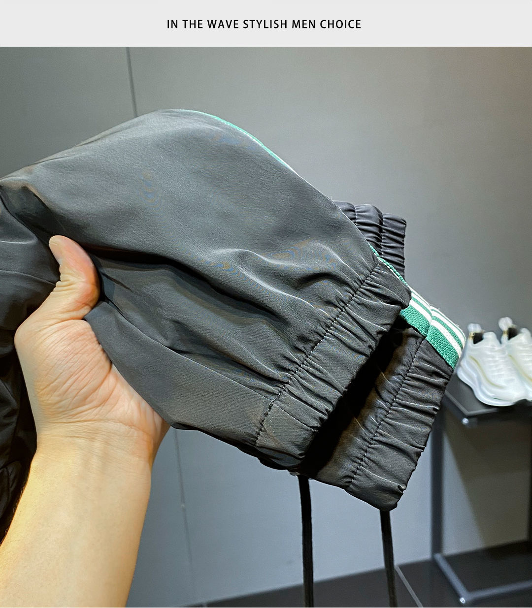 Herren Sweatpants Gestreift Aus Eisseide Für Den Sommer Sportlich_voghion.com