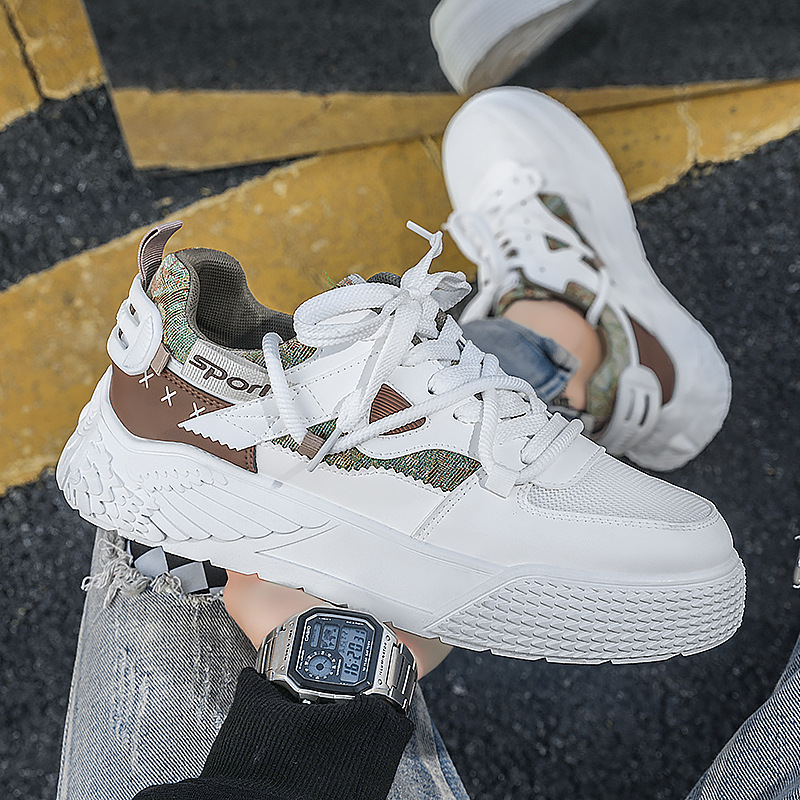 Zapatos de hombre 2025 nuevo estilo verano al aire libre malla casual zapatos planos deportes plataforma aumento papá zapatos de moda al por mayor