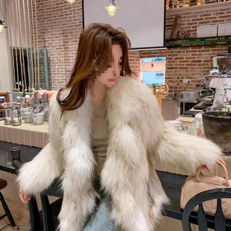 2026 Winter New Style Faux Raccoon Fur Coat for Women, Mid-Length, Lapel, Ruffled Collar, Slimming Coat