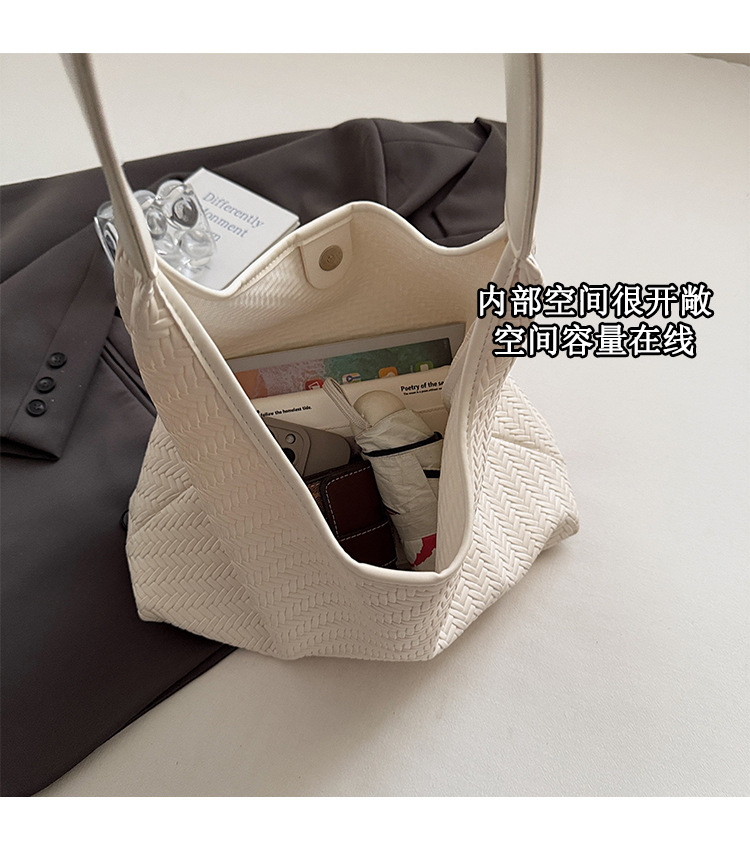 Casual design, stylish, large-capacity single-shoulder 2025, fashionable and trendy woven commuting, simple and retro tote underarm bag undefined