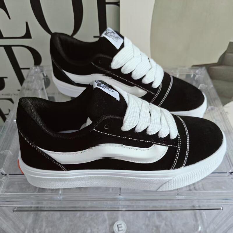 2025 Couple's Same Style Sneakers Spring and Summer New Men's and Women's Shoes Bread Shoes Ins Student Shoes