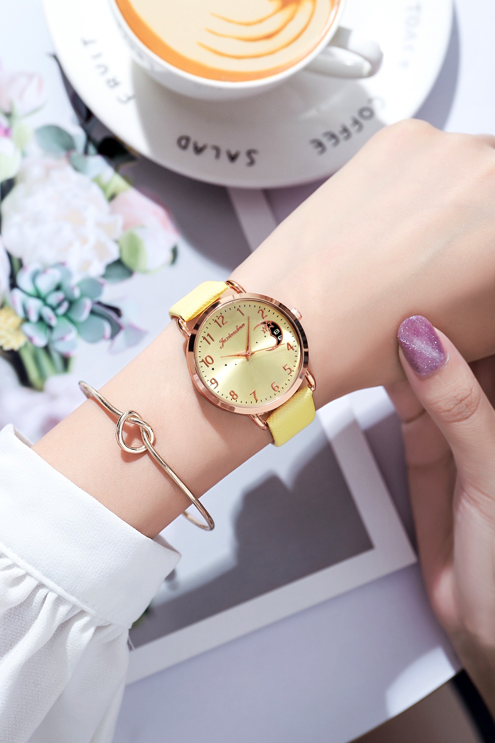 Orologio da studente in oro rosa con cinturino minimalista da donna con motivo stella lunare, nuovo prodotto caldo e alla moda 2024_voghion.com