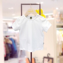 Ůͯ�ļ��¿�r�пɐ۰�ɫT������͸������һ�����l