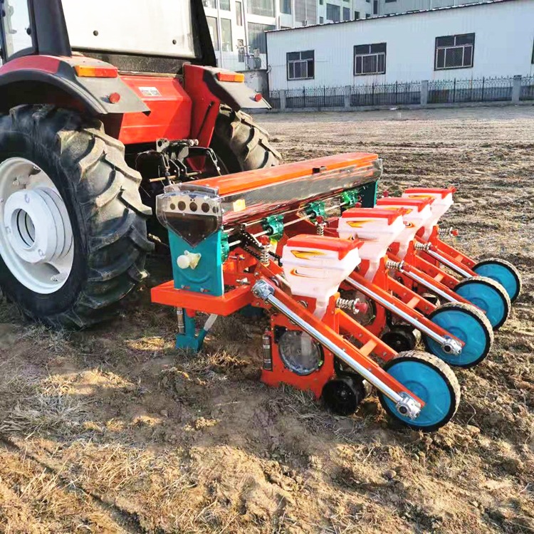 悬浮玉米播种机四轮车带大豆精播机免耕种肥同施苞米种植机