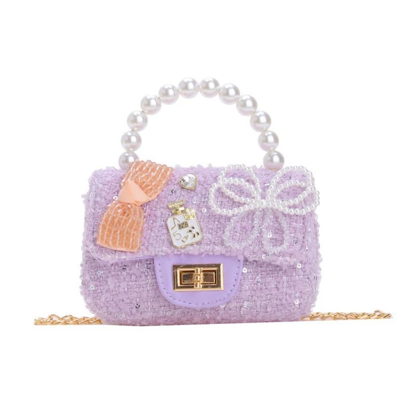 Shoulder bag, bag accessory, one-shoulder bag from pearl, wallet, Chanel style