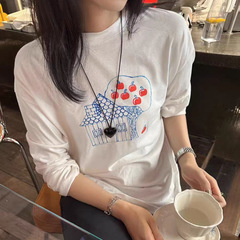 现货 2025秋季新款韩版趣味小房子红苹果印花圆领防晒长袖T恤上衣