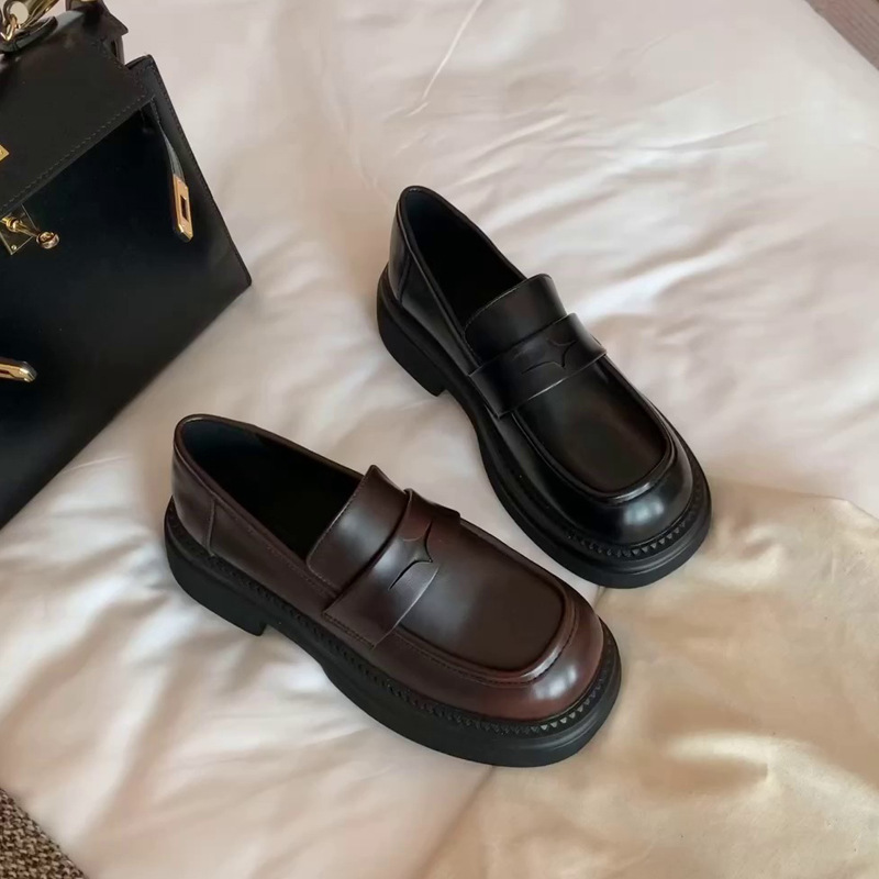 Su Yinyin 2024 primavera nuevo estilo británico retro pulir color plataforma perezoso lofu zapatos de cuero de mujer