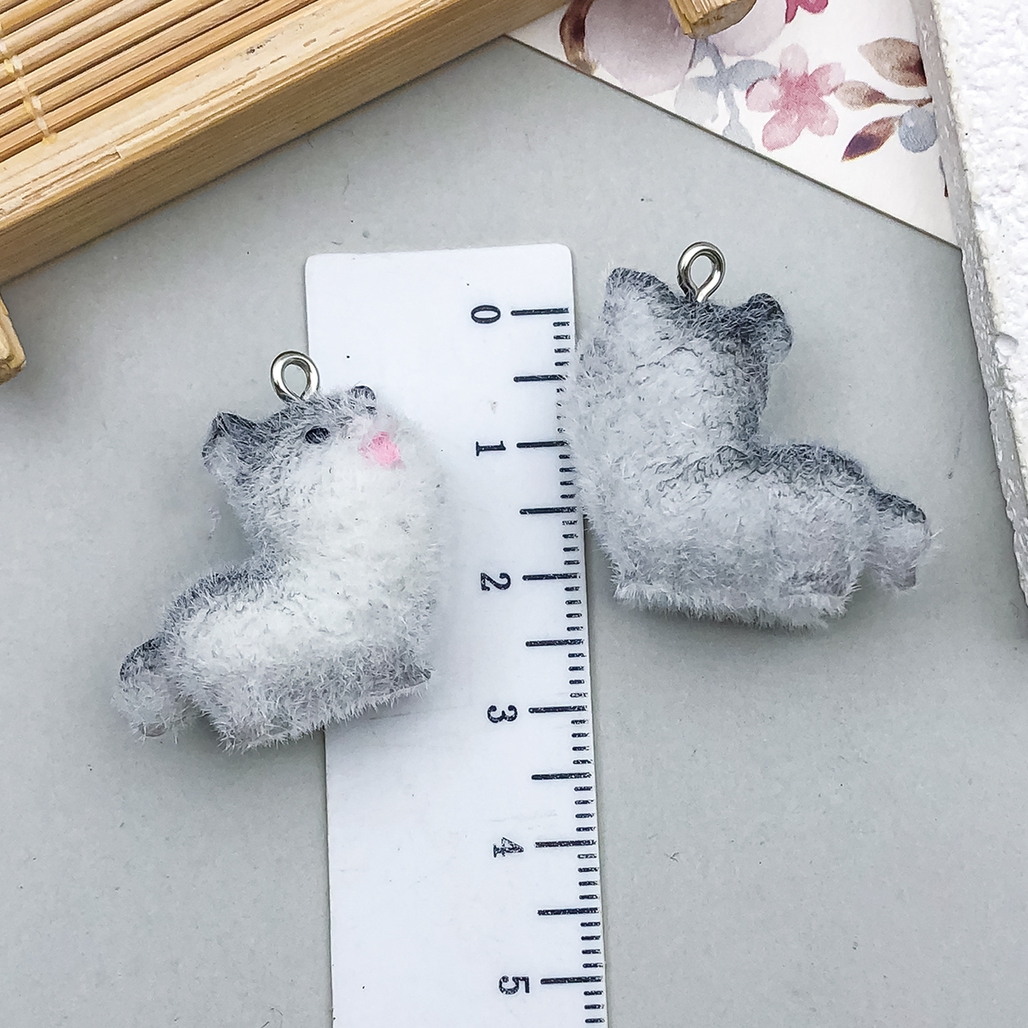 검정색과 회색 레진 무리 동물 강아지 보더 콜리 27x25mm-3.9g-23135 1개
