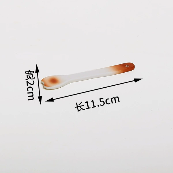White mixing stick