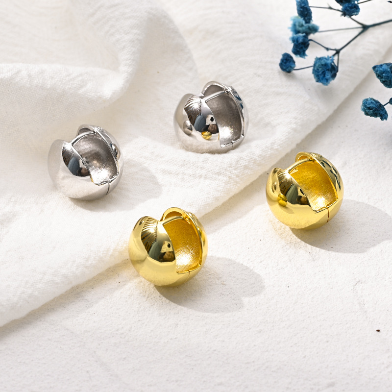 Simple Style Geometric Copper Ear Studs Plating Copper Earrings