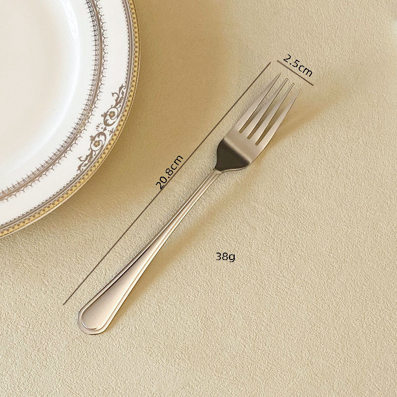 Bestickset i rostfritt stål för biff kniv och gaffel 4 delar_voghion.com