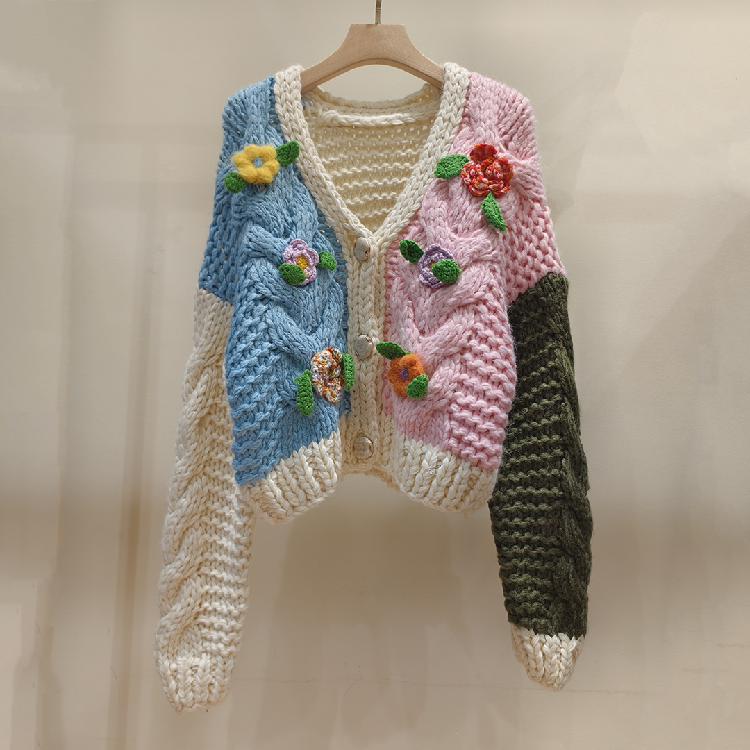 秋冬款加厚手工粗线棒针拼色钩花针织开衫女宽松短款毛衣外套外搭