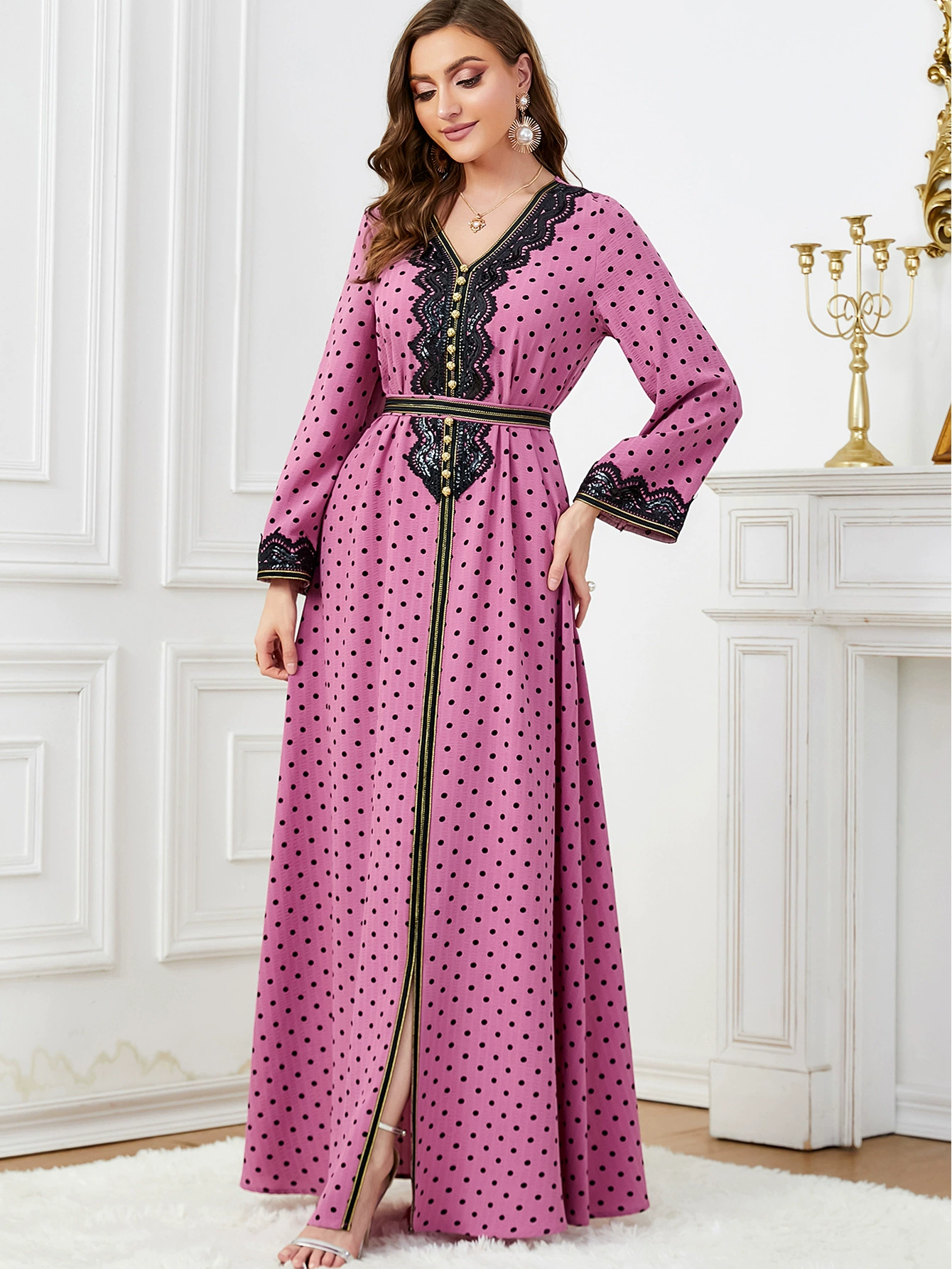 Женское платье с длинными рукавами и V-образным вырезом, белое в горох, тиснение, разрез
