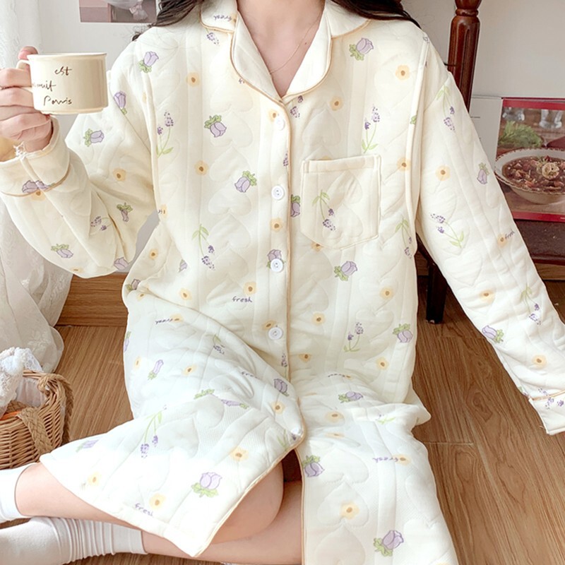 Pregnant women's nightdress autumn and winter air cotton with chest pad breastfeeding postpartum confinement long sleeve nursing dress for maternity can be worn outside