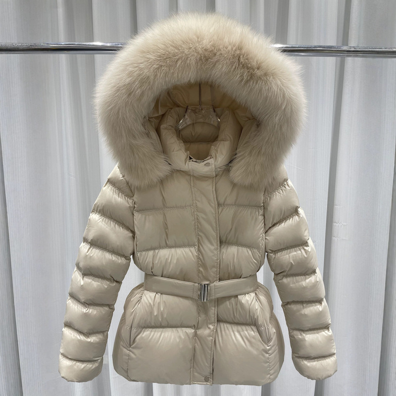 Korean chic winter vintage style coat with detachable large fur collar, tie-waist, and hooded design for warmth