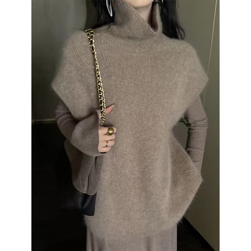 Knitted Sweater Vest for Women, Slim Fit, Layered Sleeveless Sweater, High-End Outerwear Knitted Sweater Vest for Women, Slim Fit, Layered Sleeveless Sweater, High-End Outerwear