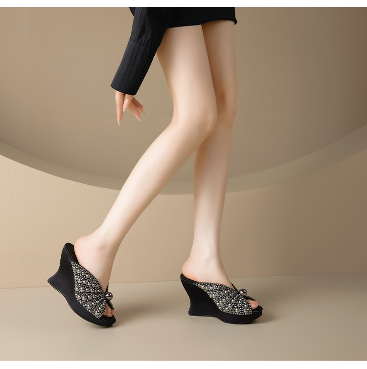 Sandal cao gót nữ đế xuồng 9cm quai ngang đính cườm ngọc trai — Màu đen, Màu trắng sữa chi tiết 10
