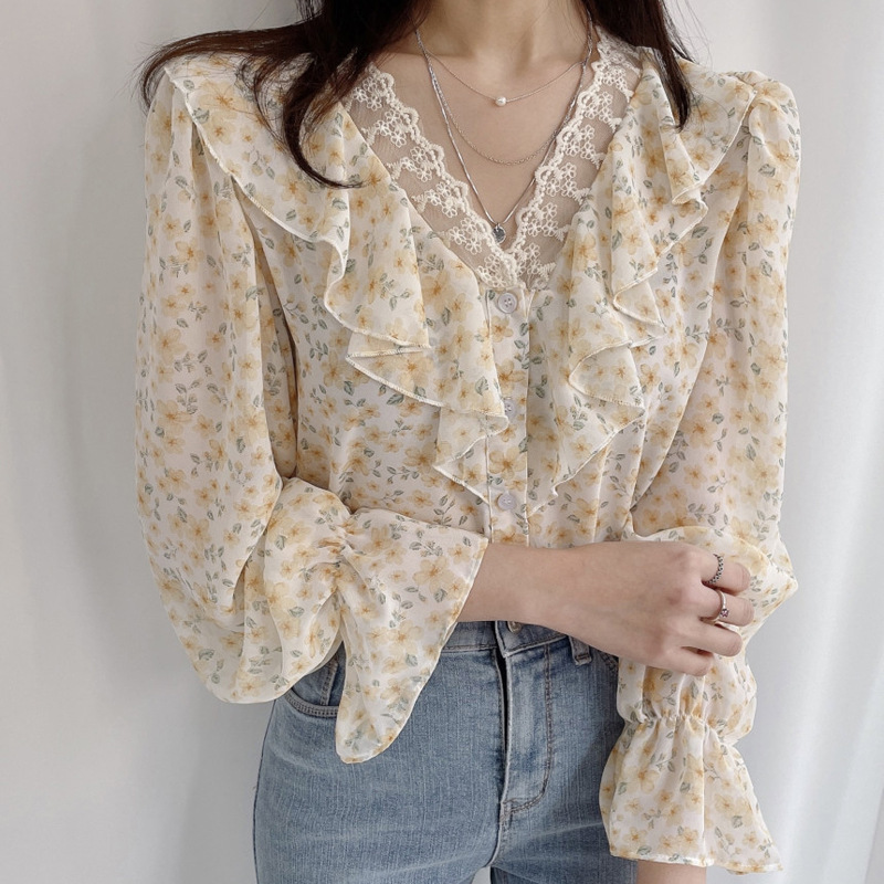 2026 Spring and Summer New Style Fresh V-Neck Ruffled Lace Patchwork Chiffon Floral Shirt