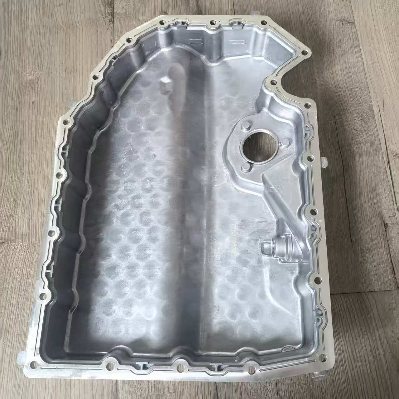 06K103600R Is Suitable for Volkswagen Audi Engine Oil Pan 06K103600Ae 06k103598g
