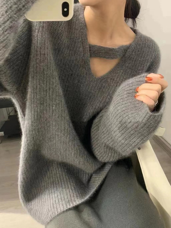 镂空灰色v领针织毛衣女秋冬2025新款设计感小众高级感慵懒风上衣|undefined