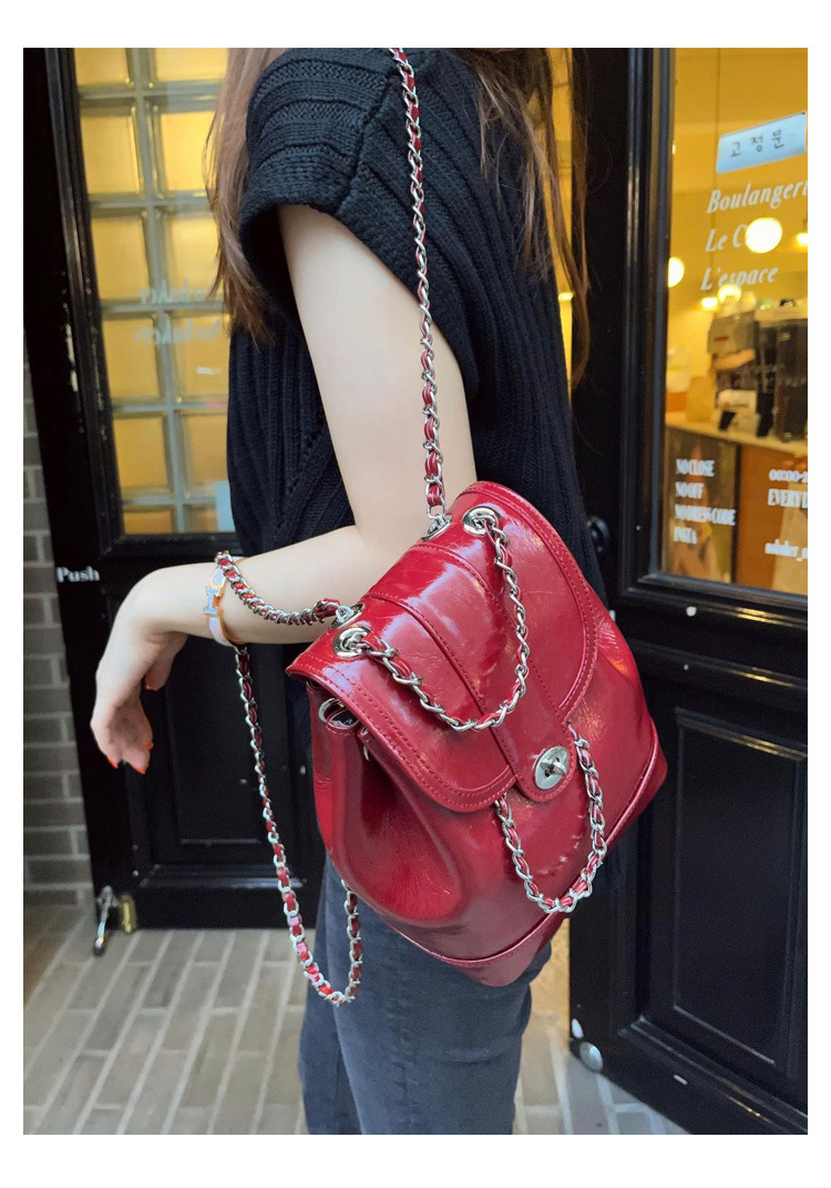 Neue Xiaoxiangfeng Rucksack Damen Koreanische Ausgabe Instagram Öl Wachs Leder Kleine Tasche Einzelne Schulter Damen Tasche Lingge Kette Zurück Tasche_voghion.com