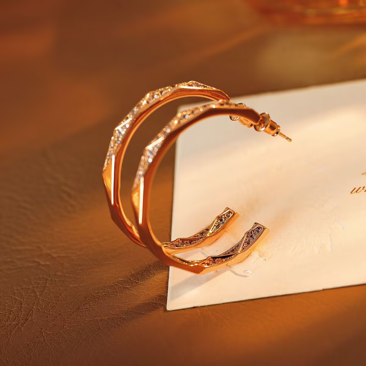 Simple and Cool Style Diamond Earrings, Retro Fashion Niche Design, Internet Celebrity Earrings Wholesale and Delivery