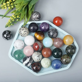 水晶工艺品;宝石工艺品;经络保健器材