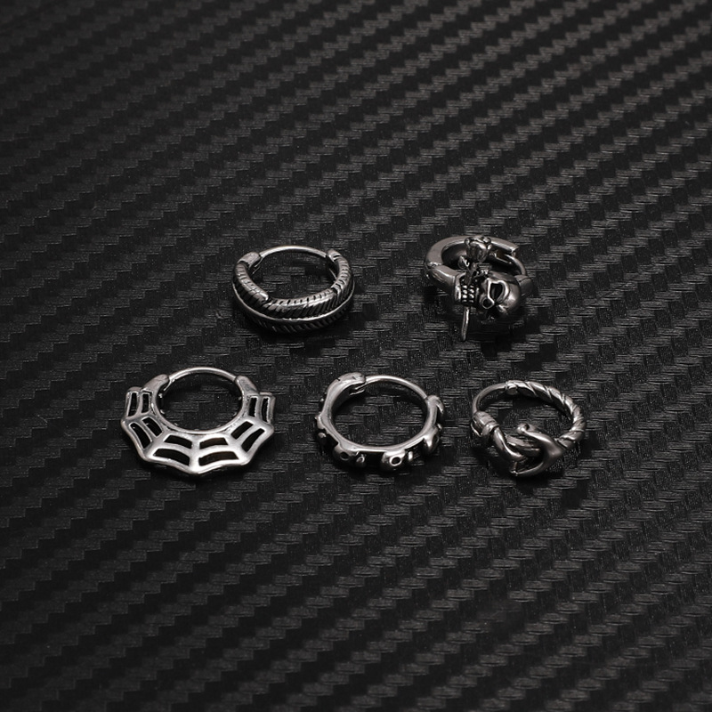 Skull Pattern Unisex Gender 1 Piece Stainless Steel Stone-Free Ear Cartilage Rings & Studs Skull Plating Unisex