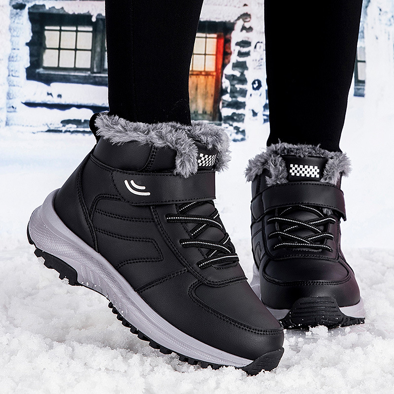 Los zapatos de algodón para ancianos se mantienen calientes en invierno y las madres de mediana edad y ancianos se calientan y engrosan las botas de nieve del noreste. image 3