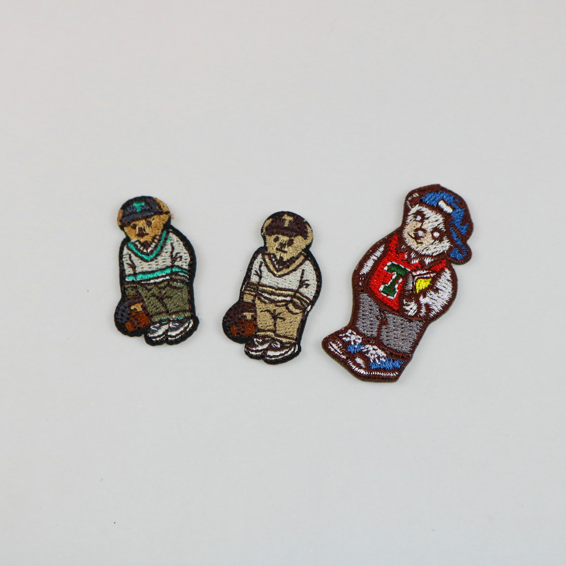 Animal dibujos animados bordado bordado pegatinas de tela pegatinas de espalda pegatinas de bordado de computadora pegatinas de ropa bolsas pegatinas de agujeros pegatinas de parche sello de tela decoración