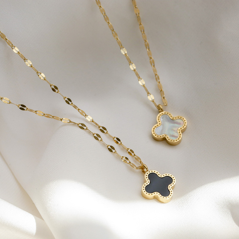 四叶草钛钢项链女潮18K金不锈钢锁骨链饰品网红轻奢吊坠首饰批发