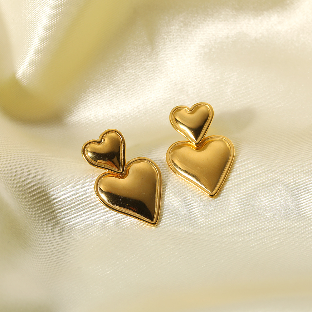 1 Pair Elegant Sweet Heart Shape Titanium Steel Drop Earrings display picture 5