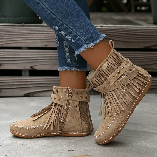2024 Autumn and Winter Short Boots European and American Foreign Trade Tassel Boots Women's Flat Bottom Buckle Martin Boots Retro Knight Boots Malaysia Machine