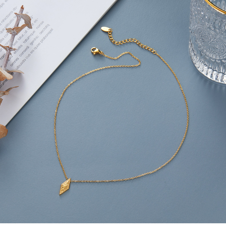 Fashion Rhombus Titanium Steel Gold Plated Pendant Necklace 1 Piece