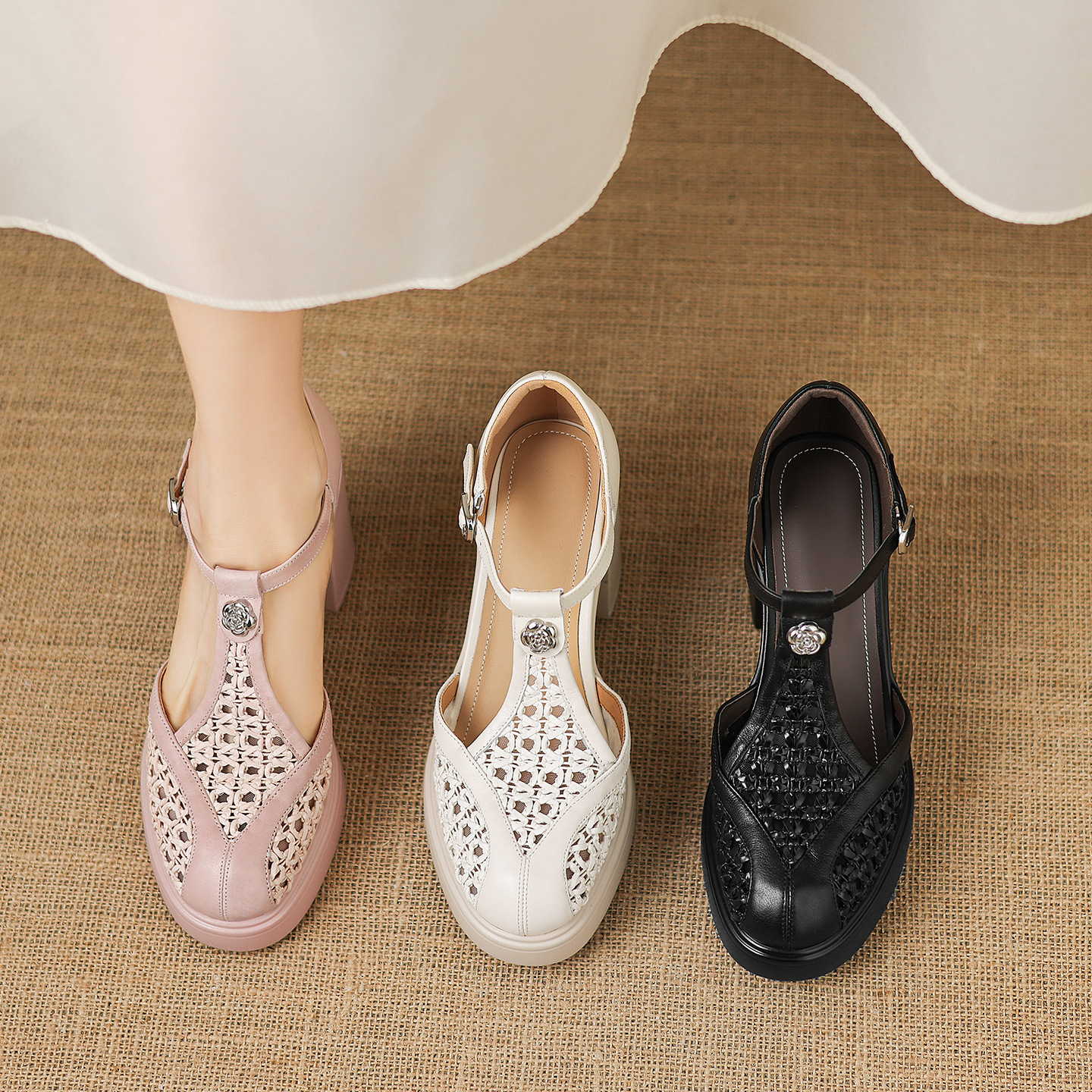 Sandal cao gót nữ mũi nhọn quai chữ T đế dày gót 8.5 cm phong cách vintage — đen