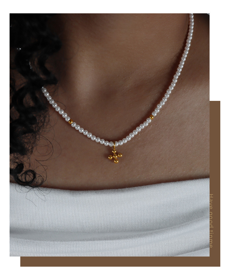 Holiday, Street Occasion Simple Style Geometric Cross Imitation Pearl Glass Pendant Necklace In Bulk