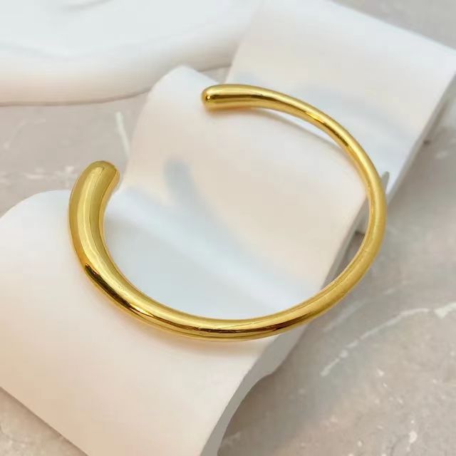 PVD Coated Gold Plating Process 18K Gold Plated, Real Gold Plated Plating Material Artificial Pearls, Rhinestones Inlay Material PVD Coated 18K Gold Plated Real Gold Plated Geometric 304 Stainless Steel Retro Waterproof Non Tarnish 304 Stainless Steel Cuff Bracelets